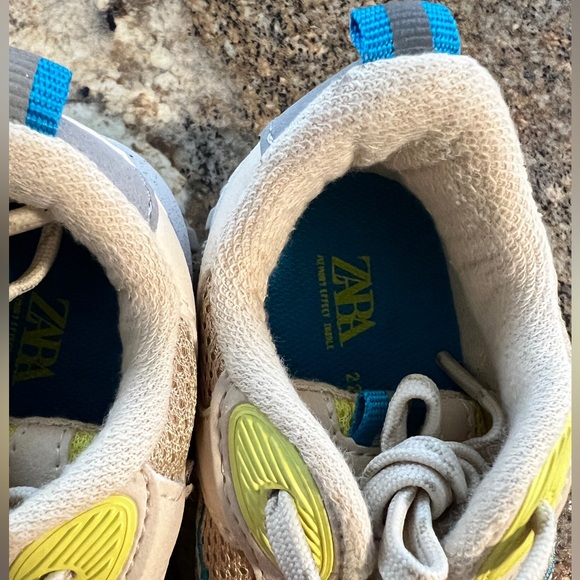 Zara Kids Sneakers - Picture 7 of 8